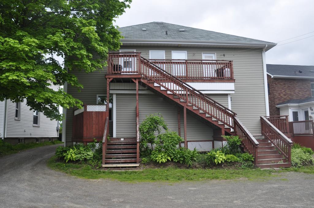 Moncton Suites - Apartments Across Georges Dumont Exterior photo