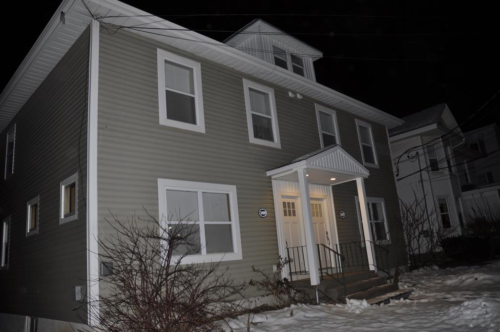 Moncton Suites - Apartments Across Georges Dumont Exterior photo