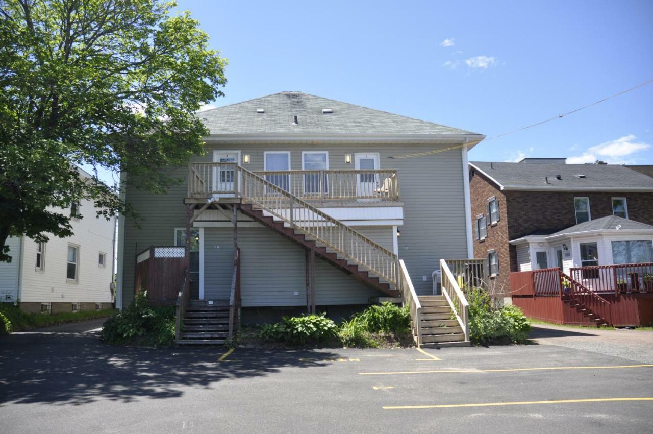 Moncton Suites - Apartments Across Georges Dumont Exterior photo
